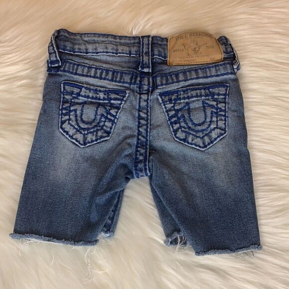 True Religion Cut Off Jean Shorts Size 3T - Picture 2 of 8